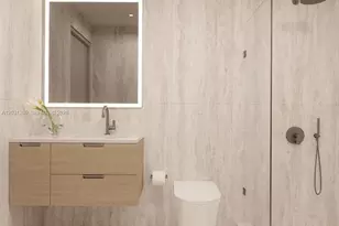 250 Collins Ave, Miami Beach, FL 33139 - Photo 11