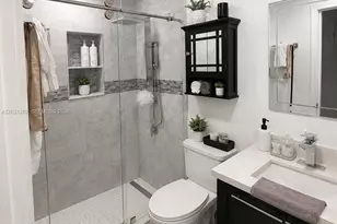 10049 SW 222nd St, Cutler Bay, FL 33190 - Photo 13