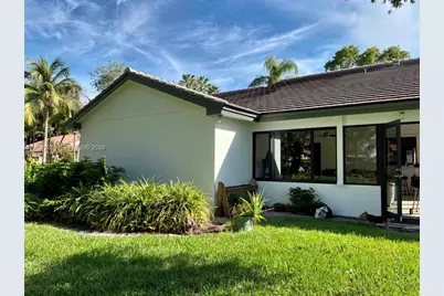 2182 Montpeliar, Weston, FL 33326 - Photo 11
