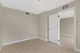 200 Leslie Dr, Hallandale Beach, FL 33009 - Photo 25
