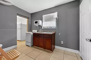 18930 NW 44th Ct, Miami Gardens, FL 33055 - Photo 11