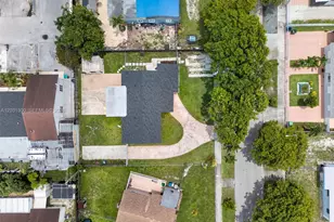 18930 NW 44th Ct, Miami Gardens, FL 33055 - Photo 7