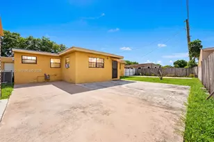 18930 NW 44th Ct, Miami Gardens, FL 33055 - Photo 5