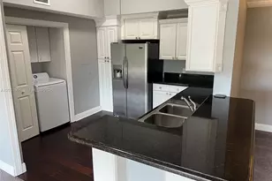 6928 SW 39th St, Davie, FL 33314 - Photo 5