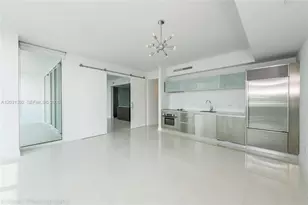 1040 Biscayne Blvd, Miami, FL 33132 - Photo 3