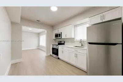 101 W 11th St #8, Hialeah, FL 33010 - Photo 21