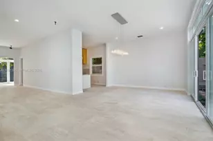 4051 Ensenada Ave, Miami, FL 33133 - Photo 13