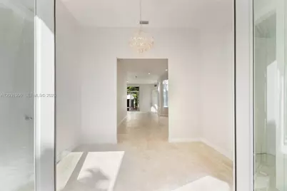 4051 Ensenada Avenue, Miami, FL 33133 - Photo 9