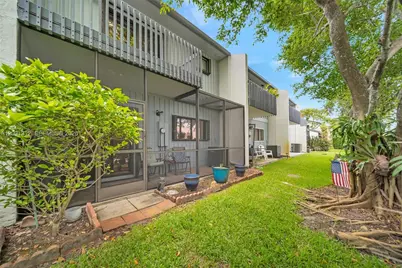 1638 N 15th Ter, Hollywood, FL 33020 - Photo 39