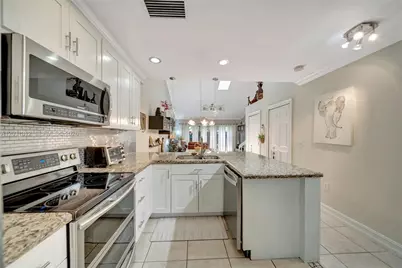 1638 N 15th Ter, Hollywood, FL 33020 - Photo 19