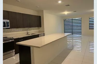 15818 NW 91st Ave #15818, Miami Lakes, FL 33018 - Photo 5