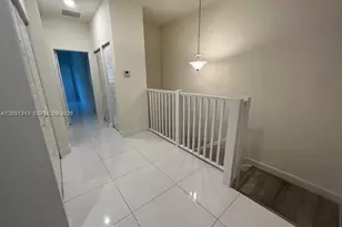 15818 NW 91st Ave, Miami Lakes, FL 33018 - Photo 19