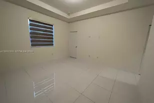 15818 NW 91st Ave, Miami Lakes, FL 33018 - Photo 27