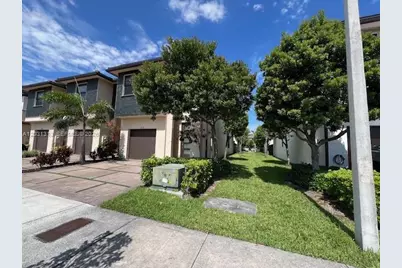 15818 NW 91st Ave #15818, Miami Lakes, FL 33018 - Photo 3