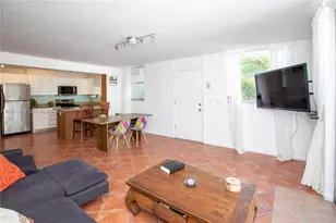 1801 S Treasure Dr, North Bay Village, FL 33141 - Photo 9