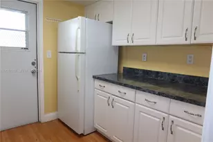 1850 NE 169th St, North Miami Beach, FL 33162 - Photo 11