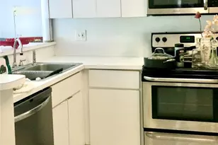 18003 SW 138th Ct, Miami, FL 33177 - Photo 5