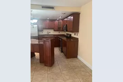11173 NW 7th St #102-18, Miami, FL 33172 - Photo 5