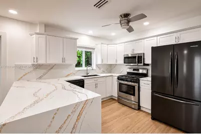 8819 Dickens Ave, Surfside, FL 33154 - Photo 21