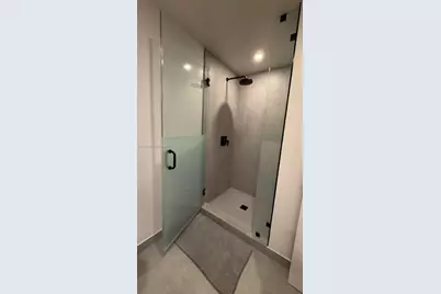 121 NE 5th St #1012A, Miami, FL 33132 - Photo 15