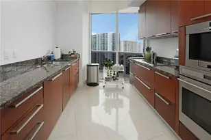 15811 Collins Ave, Sunny Isles Beach, FL 33160 - Photo 17
