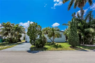 2700 NW 52nd Ct, Tamarac, FL 33309 - Photo 19
