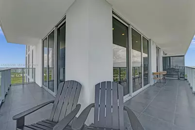 16385 Biscayne Blvd #3107, North Miami Beach, FL 33160 - Photo 37
