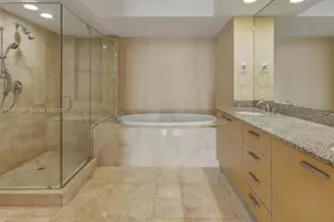 1800 S Ocean Dr, Hallandale Beach, FL 33009 - Photo 25