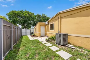18930 NW 44th Ct, Miami Gardens, FL 33055 - Photo 11