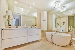 100 S Pointe Dr, Miami Beach, FL 33139 - Photo 21
