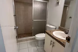 250 Jacaranda Dr, Plantation, FL 33324 - Photo 11