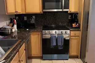 6001 SW 70th St, South Miami, FL 33143 - Photo 7