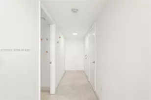 7600 Collins Ave, Miami Beach, FL 33141 - Photo 11