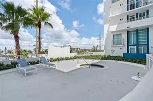 7600 Collins Ave, Miami Beach, FL 33141 - Photo 37