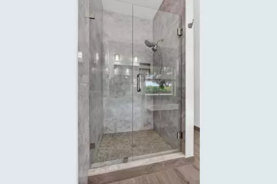 370 Carrington Dr, Weston, FL 33326 - Photo 17