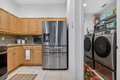 370 Carrington Dr, Weston, FL 33326 - Photo 29