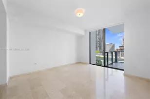 68 SE 6th St, Miami, FL 33131 - Photo 13