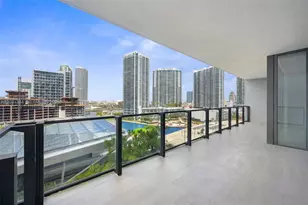 68 SE 6th St, Miami, FL 33131 - Photo 19