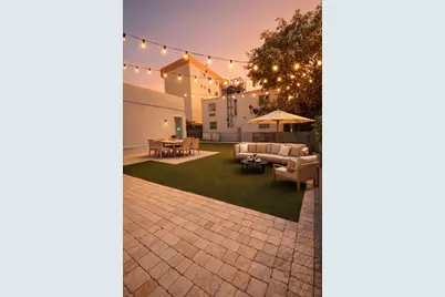 7735 Byron Ave #2, Miami Beach, FL 33141 - Photo 9