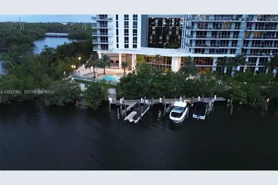 16385 Biscayne Blvd #3120, North Miami Beach, FL 33160 - Photo 59