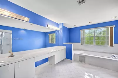 9314 SW 212th Ter, Cutler Bay, FL 33189 - Photo 17