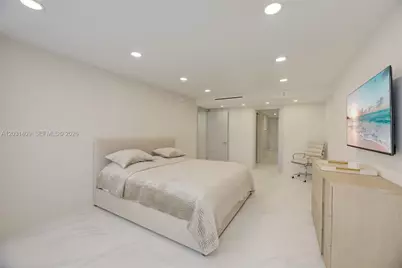 600 Three Islands Blvd #403, Hallandale Beach, FL 33009 - Photo 15