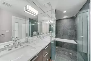 900 Biscayne Blvd, Miami, FL 33132 - Photo 7