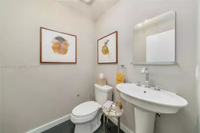 900 Biscayne Blvd #2101, Miami, FL 33132 - Photo 9