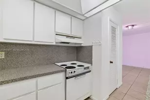 649 W Oakland Park Blvd, Oakland Park, FL 33311 - Photo 9