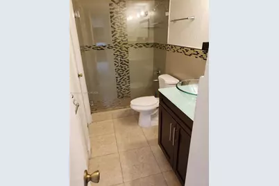 9310 Fontainebleau Blvd #112, Miami, FL 33172 - Photo 5