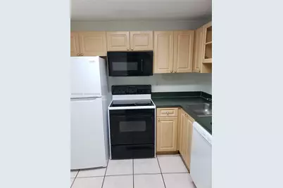 9310 Fontainebleau Blvd #112, Miami, FL 33172 - Photo 3