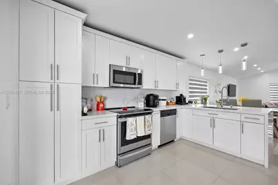 14623 SW 125th Pl, Miami, FL 33186 - Photo 17