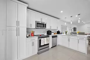 14623 SW 125th Pl, Miami, FL 33186 - Photo 17