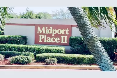 1566 SE Royal Green Cir #203, Port Saint Lucie, FL 34952 - Photo 1